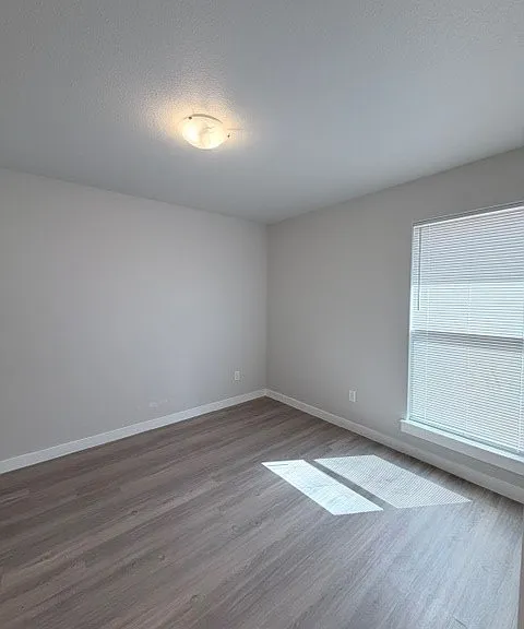 2812 Hidalgo Ave — Photo 11