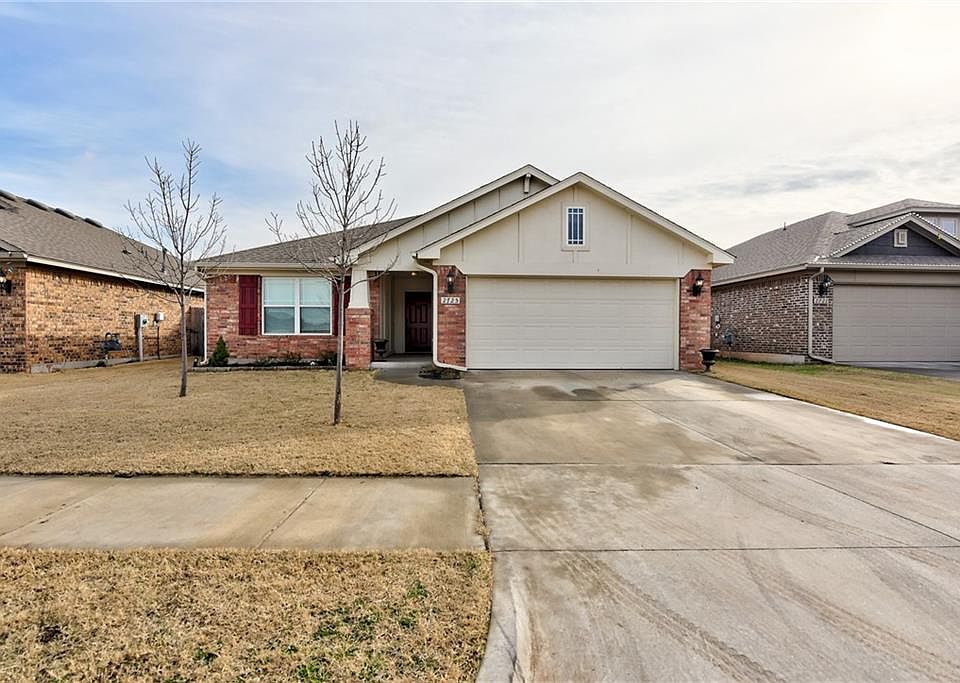 1st image of 2725 Leopard Lily Dr