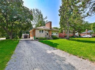 1390 Mountain Grove Ave, Burlington, ON L7P 2H2