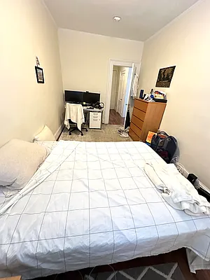 Rented by OvCo Realty | media 14