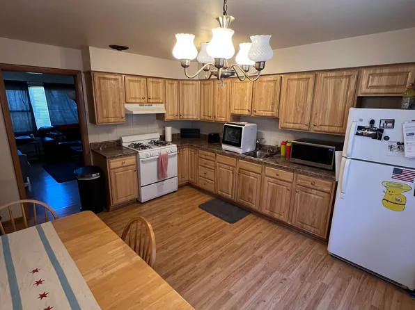 6617 N Ogallah Ave APT 1, Chicago, IL 60631