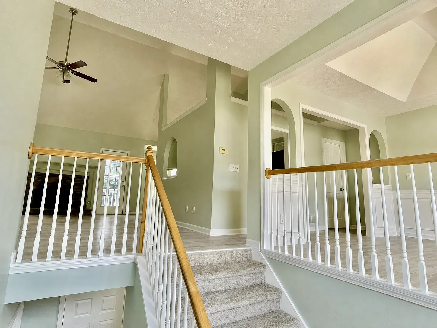 5 bed, 2462 sqft, $2,400 — Photo 2