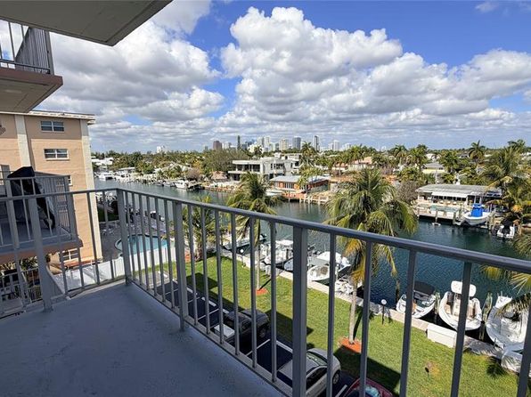 1731 SE 15th St APT 503