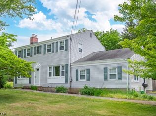 24 Gunther St, Mendham, NJ 07945