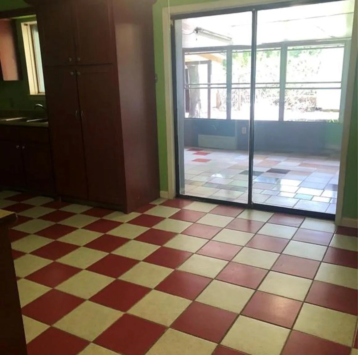 4 bed, 3.0 bath, 1226 sqft, $1,800 — Photo 3