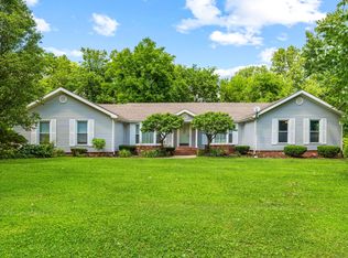 112 Quail Ridge Dr, Hopkinsville, KY 42240