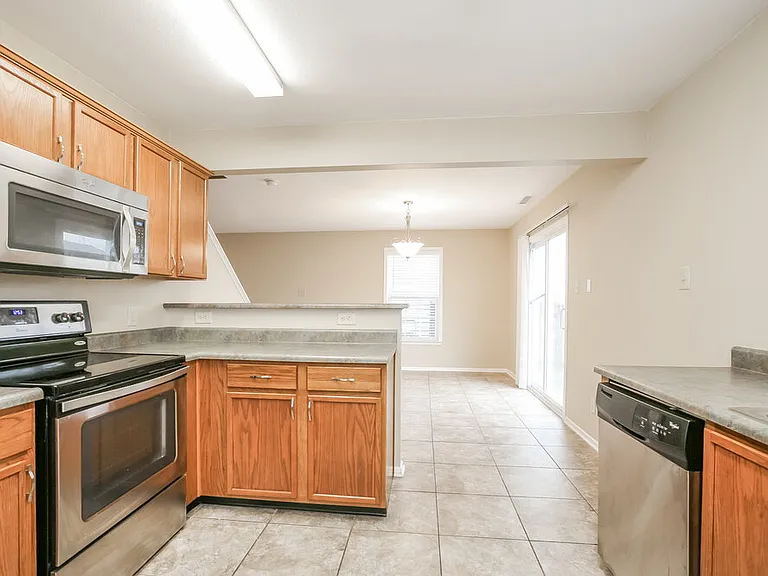 10936 Mansfield Way — Photo 11