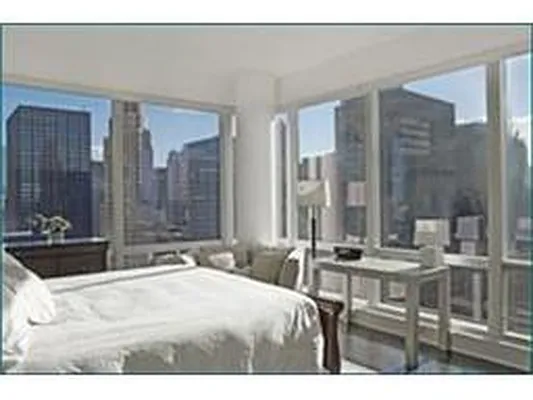 Rented by Douglas Elliman | media 14