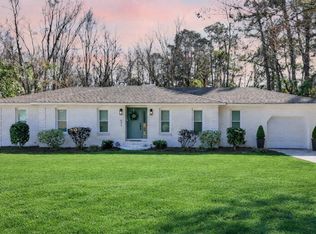 693 Planters Trace Rd, Santee, SC 29142