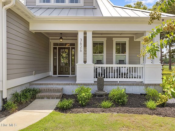 5th image of 3626 Rivergate Way NE