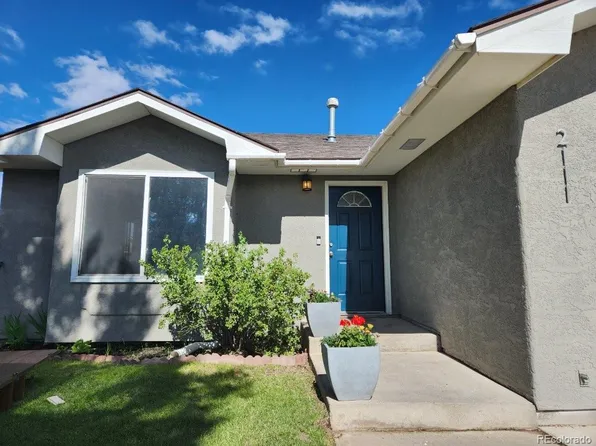2111 Gloria Place, Alamosa, CO 81101