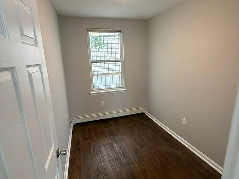 313 Court St #1R — Photo 8