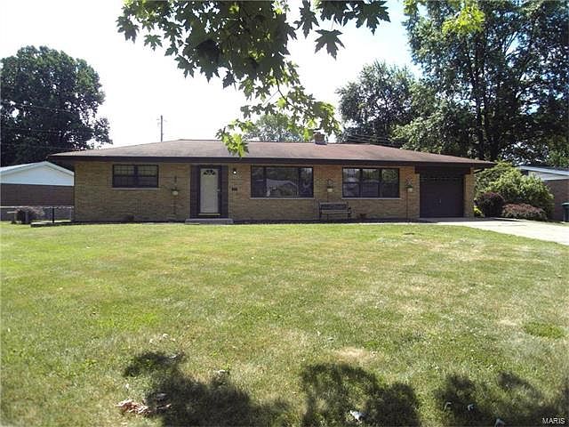 1st image of 600 Saint Gabrielle Dr