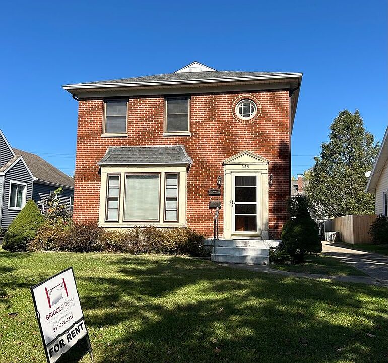 1st image of 245 Aberdeen Ave #2