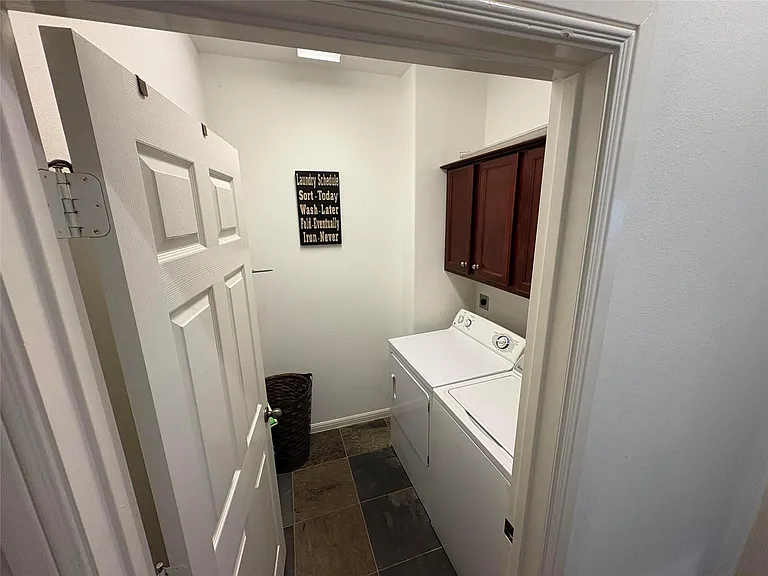 2209 Alabama St #B — Photo 16