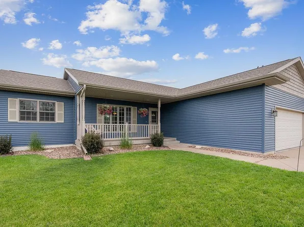 901 Winchester Ln, Holmen, WI 54636