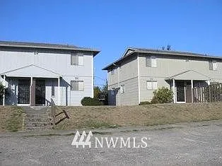 4314 4320 S Cedar Street photo 1