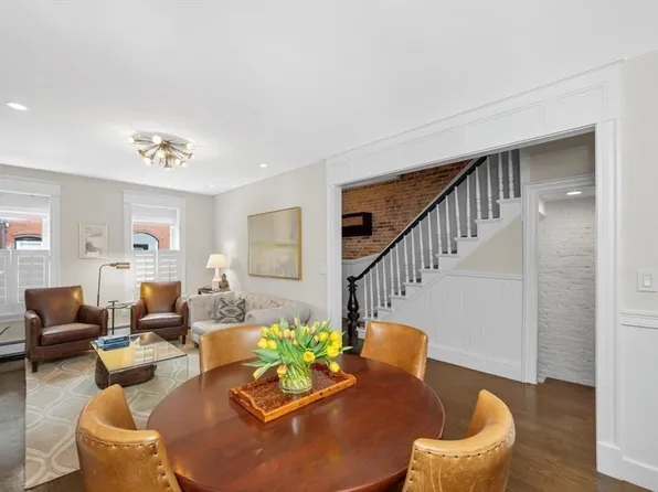 14 Beckler Ave, South Boston, MA 02127