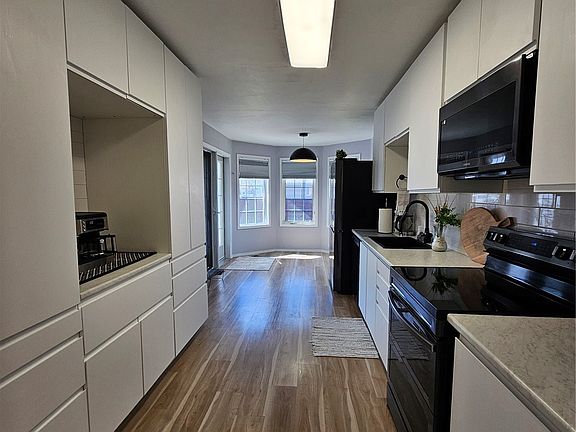 5th image of 120 5th Avenue W
