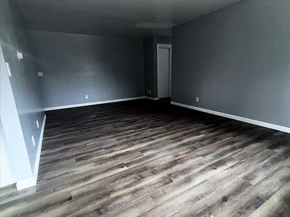 3rd image of 319 E Harris St #2