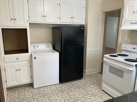 4th image of 907 Grayland St APT A