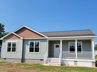 9 Jefferson St, Onancock, VA 23417