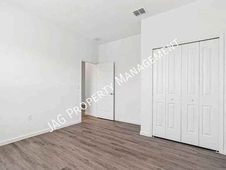 2613 Hagoplan Ave SW — Photo 20