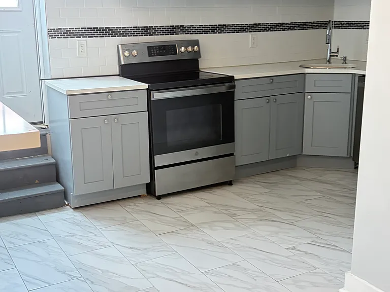 1717 South St #3 — Photo 1