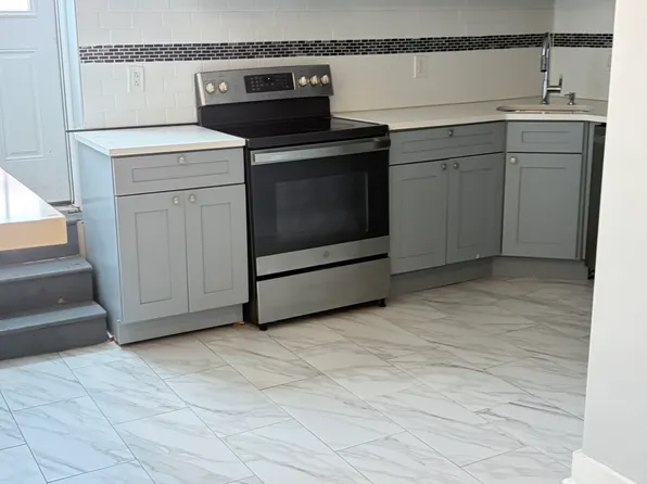 1717 South St #3, Philadelphia, PA 19146