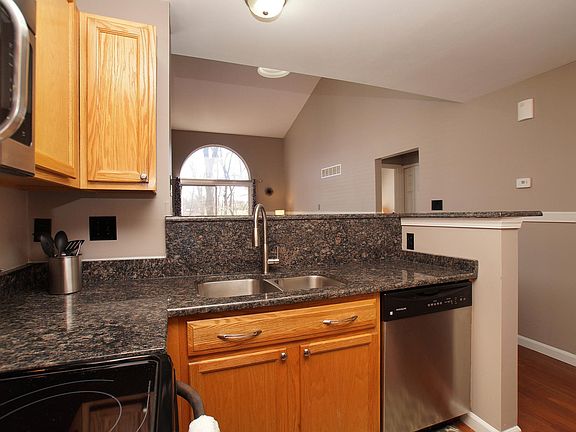 2nd image of 619 Timber Creek Trl