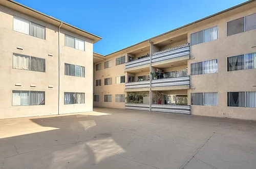 608 N Taylor Ave, Unit 211, Montebello Photo 1