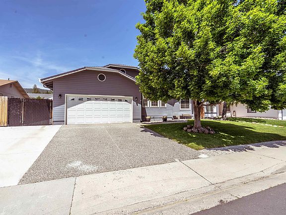 2nd image of 635 Monte Vista Way