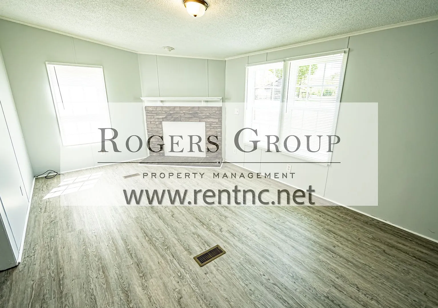 3 bed, 2.0 bath, 1350 sqft, $1,495 — Photo 3
