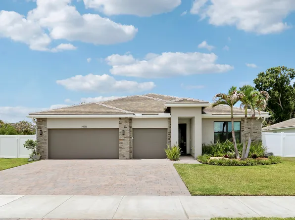 1490 SW Lago Circle, Palm City, FL 34990