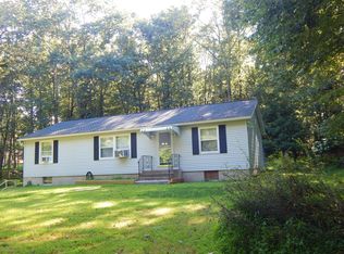 117 Chrisjan Dr, East Stroudsburg, PA 18301