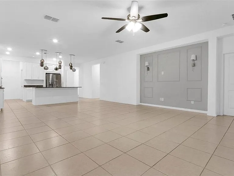 901 Sabal Breeze Ln — Photo 3