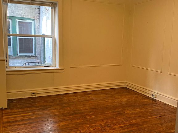 4th image of 30 Gates Ave #106