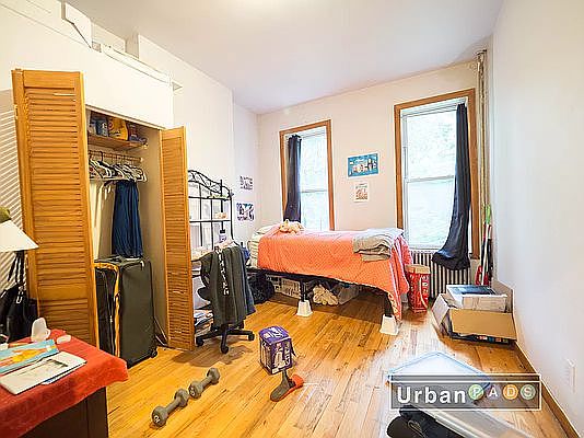 2nd image of 585 Saint Johns Pl #6