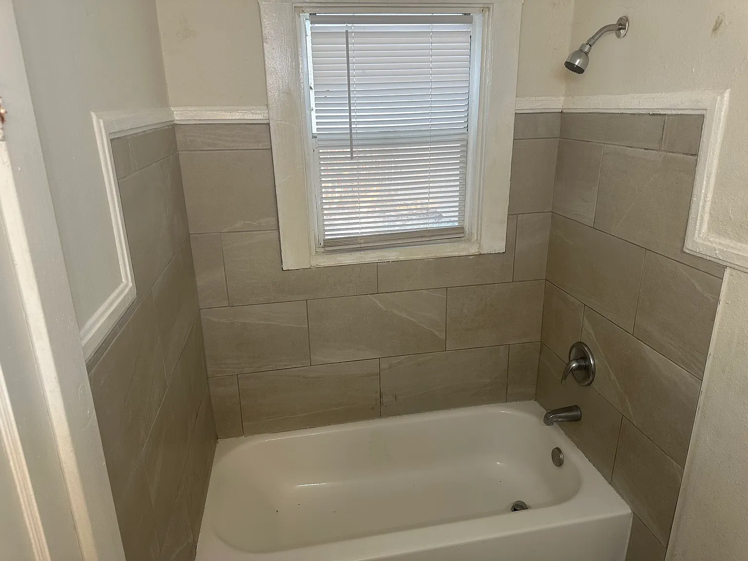 1 bed, 1116 sqft, $1,250 — Photo 4