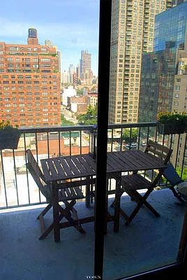 Rented by Town Residential | media 7