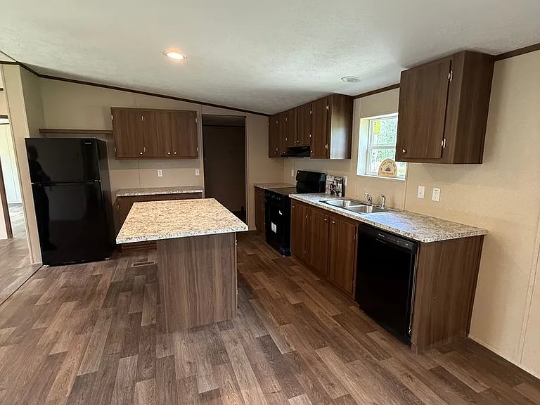 4246 La Salle Ave — Photo 8
