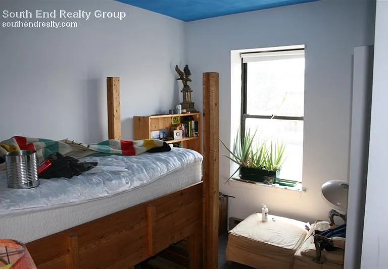 483 E Broadway #6 — Photo 27