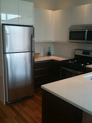 Rented by Rivington Street Leasing | media 22