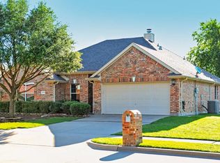 5030 Ambassador Dr, Midlothian, TX 76065