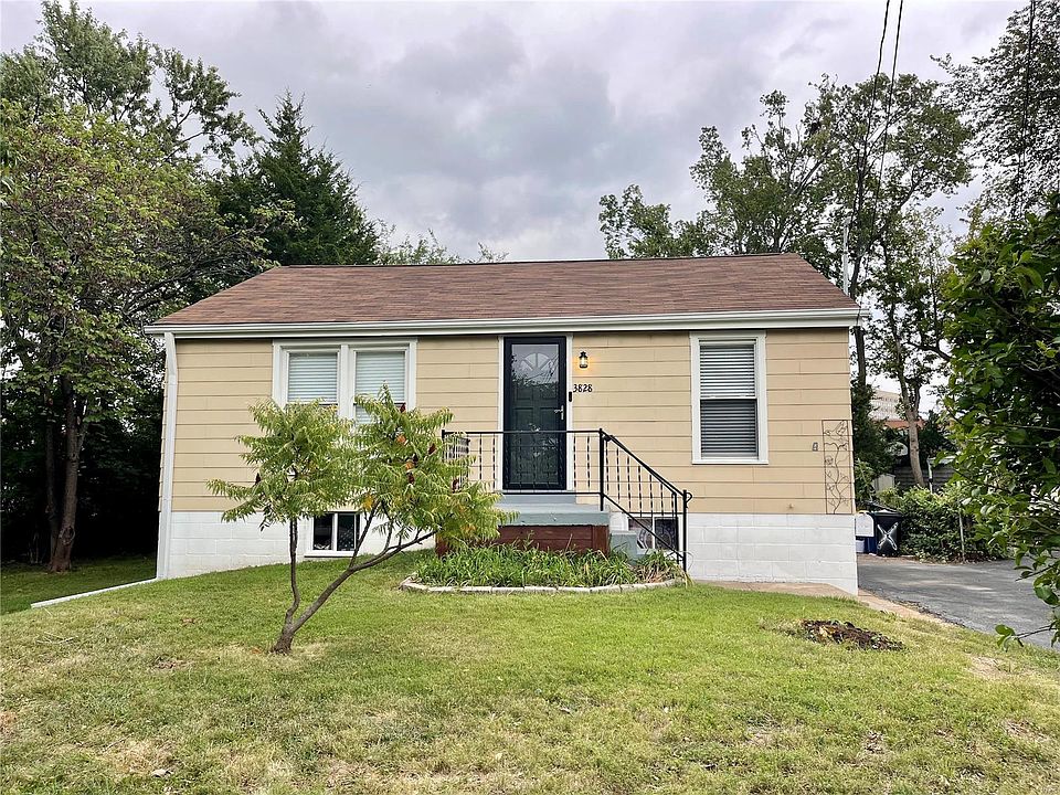 1st image of 3828 Long Dr