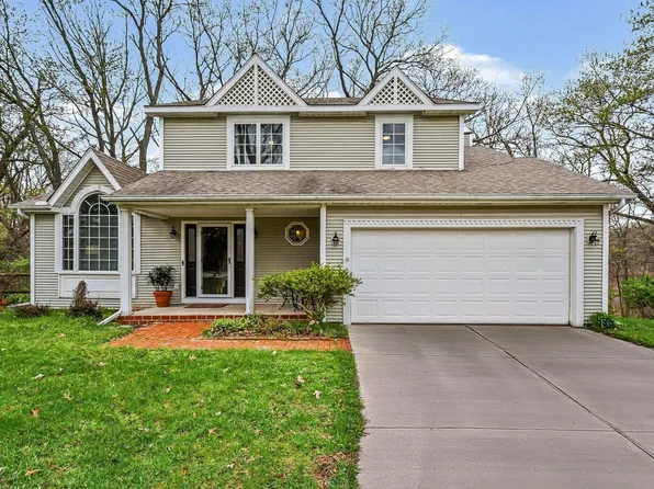 11294 Bridlewood Trl, Berrien Springs, MI 49103