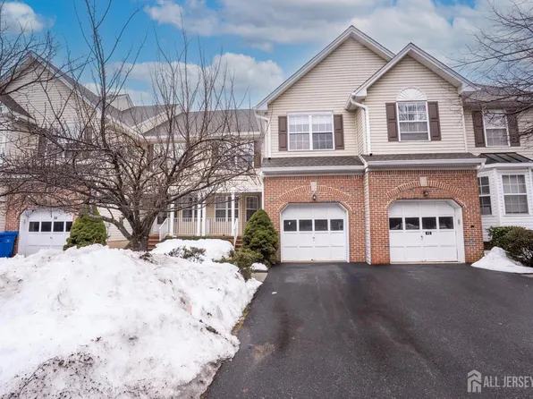 93 Amy Dr, North Brunswick, NJ 08902