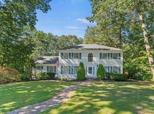 18 Julia Dr, Hooksett, NH 03106