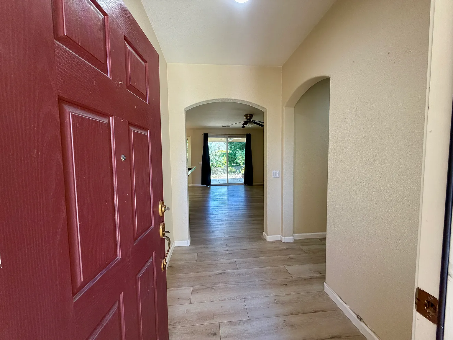 2 bed, 1252 sqft, $2,850 — Photo 3