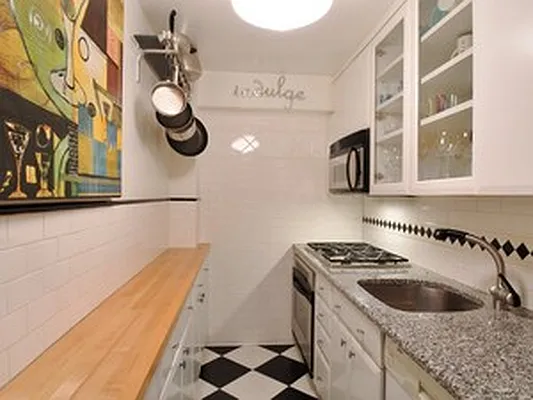 Sold by Corcoran | media 17